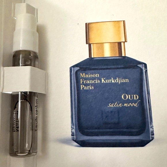 Sample - Oud Satin Mood by Maison F Kurdjian - Picture 1 of 2